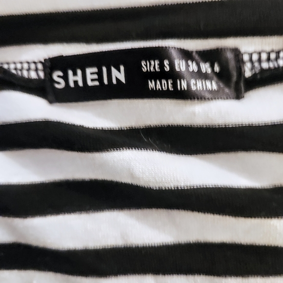 STRIPED CUTOUT TUBE BODYCON DRESS - Picture 8 of 9